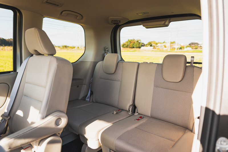 Illustration for article titled Japan’s Best-Selling Minivan Is Smarter Than It Looks